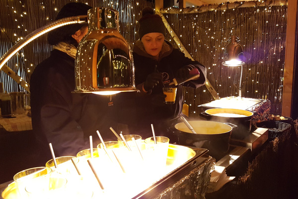 weihnachtsmarkt-foodtruck-catering-muenchen-unikorn Weihnachtsmarkt-Catering Münchnen - Unikorn Catering & Events