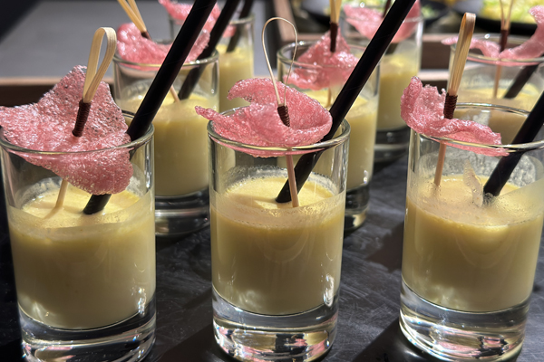 fingerfood-catering-muenchen-Süppchen-unikorn-catering-&-events fingerfood-catering-muenchen-Sueppchen-unikorn-catering-events