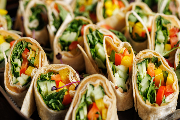 fingerfood-catering-muenchen-wraps-unikorn-catering-events
