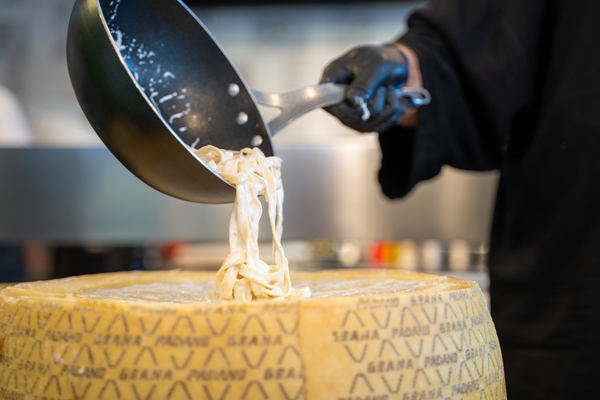 pasta-pinsa-foodtruck-catering-muenchen-unikorn-catering pasta-pinsa-foodtruck-catering-muenchen-unikorn-catering